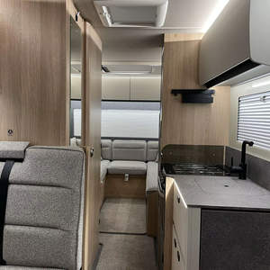 Compre una Nueva Autocaravana Familiar de Lujo 4x4, Casa Móvil de Fibra de Vidrio para Campamentos de Aventura y Viajes Todoterreno - Product Image 5