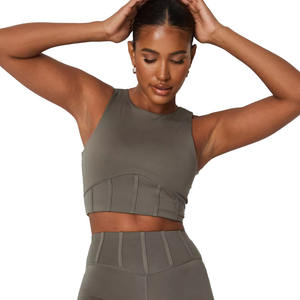 Ensemble de yoga pour femmes soutien-gorge de sport respirant et ensemble court léger Gym Fitness deux pièces ensemble de yoga à vendre - Product Image 1