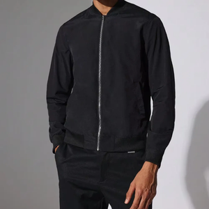 Veste coupe-vent imperméable et confortable pour l'hiver Tissu durable avec fermeture à glissière Vêtements d'hiver durables - Product Image 6