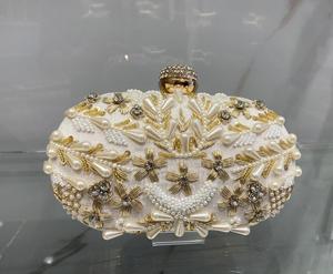 Sac à main de fête de mariage fait à la main de luxe pour les femmes perlé brodé pochette perle décoration bouton parfait accessoire de mode - Product Image 3