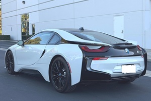 SUPER PROPRE 2020 B-M-W I8 COUPE PRÊT À ÊTRE EXPÉDIÉ - Product Image 3