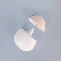 Emballage cosmétique personnalisé de 50ml en PE Bouteille à presser pour crème solaire et crème pour les mains avec bouchon à vis
