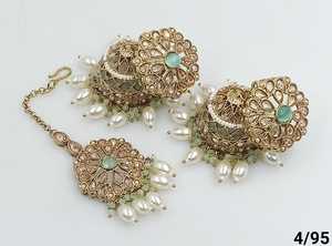 ชุดต่างหูระย้าพร้อมต่างหูมุกเทียมสำหรับผู้หญิงและเด็กผู้หญิงดีไซน์ใหม่ล่าสุดของอินเดีย - Product Image 4