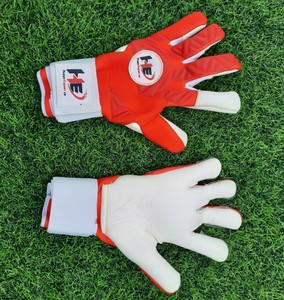 ถุงมือผู้รักษาประตูฟุตบอลหนังนิ่มระบายอากาศได้ดีจากเยอรมัน - Product Image 3