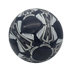 ลูกบอลหนังพีวีซีคุณภาพสูงสำหรับฟุตบอลและกีฬาทุกประเภทวัสดุทนทานสำหรับการใช้ฟุตบอล - Product Image 3