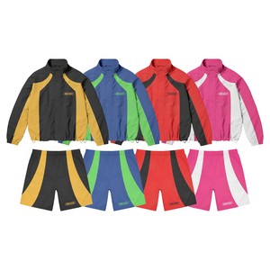 Vêtements de sport personnalisés veste et short en nylon avec logo brodé de couleur noire pour jogging unisexe personnalisé - Product Image 3