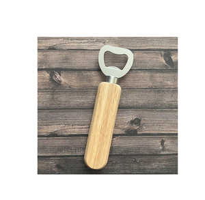 Nueva llegada Abrebotellas de madera ecológico Abridor de cerveza hecho a mano de metal de tamaño personalizado a un precio asequible - Product Image 1