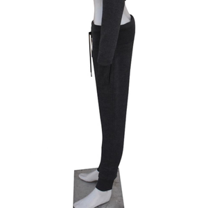 Stylish New <b>Women's</b> 2-Piece Tracksuit Set Custom Logo <b>Crop</b> <b>Tops</b> Hooded Jogging Sweatsuit with Front Logo - Product Image 3