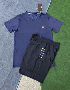 ชุดกีฬาผู้ชายฤดูร้อน แห้งเร็ว ระบายอากาศดี ผ้าฝ้าย 100% เสื้อยืดแขนสั้น กางเกงขาสั้น ชุดออกกำลังกาย 2 ชิ้น ชุดวิ่ง ชุดออกกำลังกายในยิม - Product Image 5