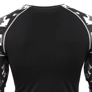 2024 hombres de manga larga suelta ajuste Rash Guard logotipo personalizado Pakistán hecho ropa de gimnasio para jóvenes tela de nailon impresión sublimada lisa - Product Image 6