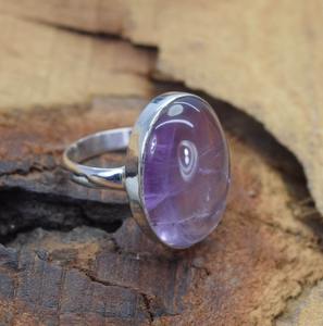 Anillo de Compromiso Hecho a Mano con Piedra Preciosa de Amatista de Corte Ovalado en Plata de Ley 925, Anillo de Moda para Mujer/Unisex para Bodas y Fiestas - Product Image 4