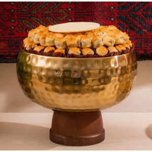 Cuenco de Metal creativo para servir chocolate con base de madera, diseño único, decoración del hogar, plato de chocolate para bodas y eventos especiales - Product Image 3