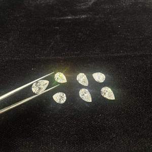 Diamante Natural Premium LILABA ENTERPRISE de 2.02 Ct, Corte Brillante en Forma de Pera, Color D, Certificado, para Joyería de Diseño - Product Image 1