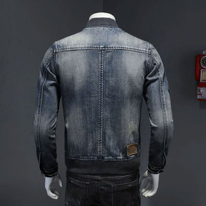 Veste en jean pour homme surdimensionnée déchirée de style streetwear, imprimée, en denim délavé, en gros, de qualité supérieure - Product Image 2