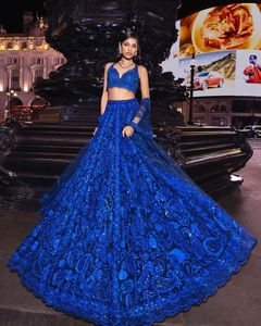 ชุดแต่งงานที่สวยงาม lehenga choli กับด้ายและลำดับการทำงาน - Product Image 3
