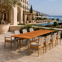 Ensemble de table à manger d'extérieur en teck avec fauteuils en corde tressée, résistant aux intempéries, mobilier hôtelier personnalisé OEM