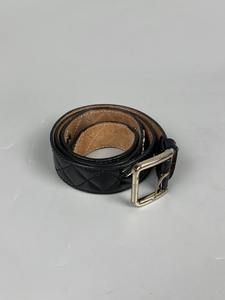 Ceinture de couette C noire brillante élégante avec boucle dorée luxueuse avec coutures à motif de diamant pour la mode - Product Image 2