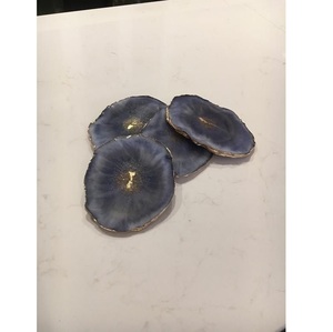 Posavasos Artístico de Resina con Piedra de Ágata para un Diseño de Primera Calidad, Hecho por God Grace Craft - Product Image 1