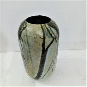 Vase en métal rond Art Déco unique en aluminium vert pour fleurs, idéal pour la décoration de bureau et de maison à Noël - Product Image 2