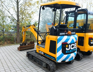 Miniexcavadora Eléctrica JCBB Tipo Oruga, Componente Central del Motor Amarillo, Equipo de Construcción - Product Image 2