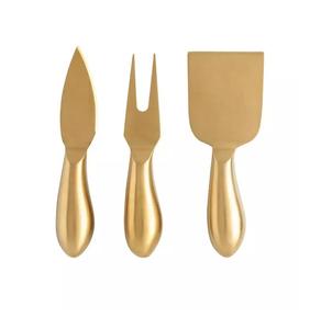 Ensemble de trois couverts en métal neufs pour la cuisine, nouveau look, couverts cuillère et fourchette, nouveau design, couverts forgés à la main - Product Image 1