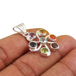 Colgante Hecho a Mano de Plata de Ley 925 con Baño de Rodio, Estilo Boho, con Piedras Preciosas Naturales Multicolores - Product Image 1