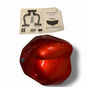 Nouveau pare-brise rouge pour Yamaha FZ6 2004 Original - Product Image 1