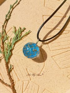 Bijoux de mode pour femmes personnalisé en gros unisexe fête fiançailles anniversaire chandail chaîne classique en résine Long collier - Product Image 5