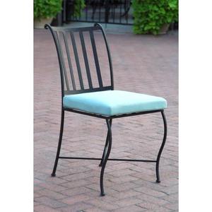 Chaise en métal durable et élégante avec des détails artisanaux artistiques cadre haut de gamme et attrait industriel haut de gamme - Product Image 1