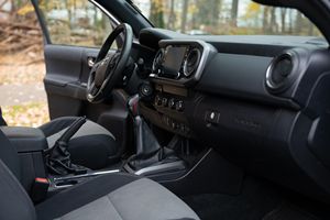 Toyota Tacoma TRD Sport Doble Cabina 4x4 Usada, Año 2020 - Product Image 3