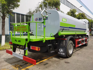 CHACMAN 15000 Litres Hubei 4x2 Euro 6 Camion-citerne à eau à transmission manuelle pour les fermes - Product Image 3
