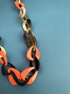 Collier de luxe en corne de buffle fait à la main, bijoux naturels et durables pour femmes, haute qualité - Product Image 5