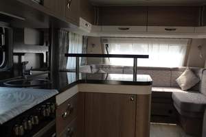 รถเทรลเลอร์รถคาราวานสำหรับการเดินทางบ้านหรูหราทันสมัยรถคาราวานสำหรับตั้งแคมป์สามารถปรับแต่งได้ตามต้องการสำหรับขายไปยังยุโรป - Product Image 6