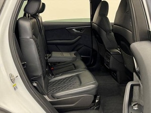 NOUVEAU 2024 AUDI S Q7 4X4 Traction intégrale Sans accident Course NEU VOLL 415PS Bi-turbo 7s Transmission automatique - Product Image 3