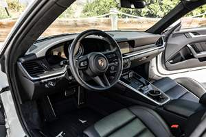 PO RSCHE 911 TURBO S COUPE 2023 D'OCCASION LHD/RHD - Product Image 4