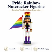Figura de Cascanueces Arcoíris del Orgullo, Decoración Navideña de Madera, Bandera Artesanal, Venta al por Mayor, para Exhibición en Repisa y Puerta