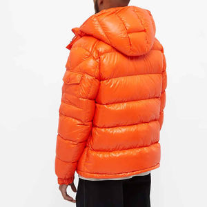 Vêtements d'hiver de qualité supérieure, nouvelle mode, vente en gros, veste chaude pour homme, manteau rembourré, veste matelassée à capuche, OEM personnalisé - Product Image 1