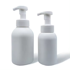 Botellas cilíndricas de espuma de plástico PET personalizadas para desinfectante de manos y limpiador facial personalizado con logotipo impreso - Product Image 1