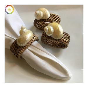 Anillos de Servilleta Hechos a Mano con Conchas Marinas Reales, Accesorios de Mesa Tropicales y Costeros - Product Image 1