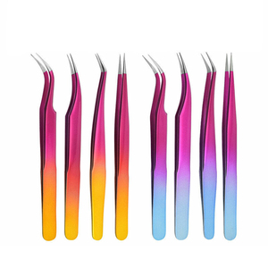 Precisión Premium Eleva tu apariencia con pinzas de extensión de pestañas con logotipo personalizado - Product Image 2