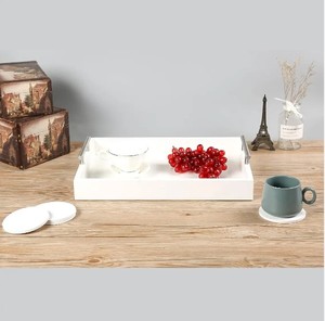 Plateau de service en bois MDF Offre Spéciale avec poignées en métal 4 ensembles de sous-verres assortis Table basse plateaux décoratifs en bois en gros - Product Image 5