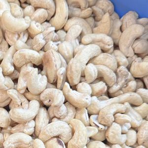 Venta caliente Anacardos tostados en Shell Santigo Vietnam Ventas al por mayor W180 W240 W320 Etiqueta privada Embalaje disponible - Product Image 1