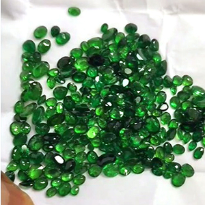 569 piezas de Tsavorita natural 3mm a 7mm faceta octogonal ovalada 170 Cts lote Iroc venta calidad piedras preciosas sueltas corte US $850 para todos - Product Image 1