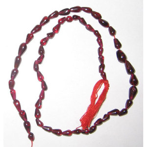 Cuentas de Granate Sintético de Alta Calidad, Corte Pera con Tratamiento Pulido, Disponibles en Rojo, Marrón, Amarillo y Naranja - Product Image 1
