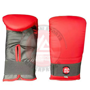 Mitaines de boxe unisexes en cuir véritable personnalisables avec évacuation de l'humidité et sangle auto-agrippante, service OEM, best-seller - Product Image 2