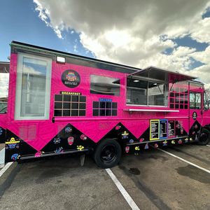 Food Trucks mobiles entièrement équipés et personnalisables à vendre pour tout type de commerce alimentaire pour les remorques de crème glacée food truck à vendre - Product Image 6