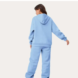 Ensemble de survêtement bleu ciel pour femmes, sweat à capuche et pantalon de jogging, tenue de sport décontractée en deux pièces pour la salle de sport et le streetwear - Product Image 3