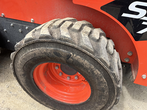 Mini-chargeuse compacte Kubota SSV75, robuste, moteur Kubota puissant, pompe hydraulique, PLC, moment de charge élevé, garantie 1 an - Product Image 3