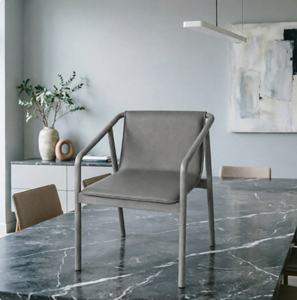 Silla de Comedor Moderna Minimalista con Tapicería de Cuero Sintético y Patas de Madera para Muebles del Hogar - Product Image 1
