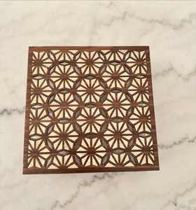 Modern Artistic Acrylic Gift Box Featuring Mother of Pearl Shell Inlay Lid Personalized Design Opulent Arabic & Wedding Gifting - Product Image 1